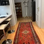 Appartement Budapest, Graf Teleki Laszlo Boedapest