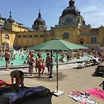 Appartement Budapest, Graf Teleki Laszlo Boedapest