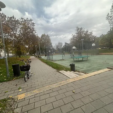 דירה Budapest, Graf Teleki Laszlo בודפשט