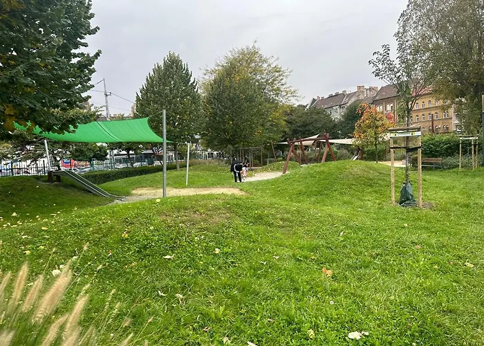 Budapest, Graf Teleki Laszlo